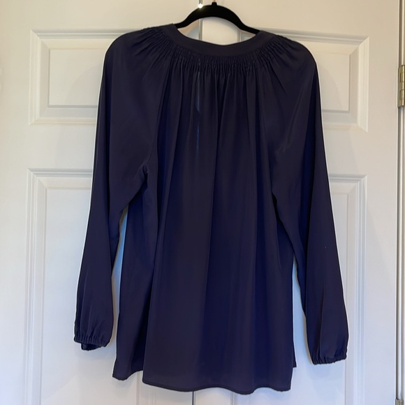 Lilly Pulitzer, long sleeved, silk, navy blue blouse, extra large - Picture 3 of 3